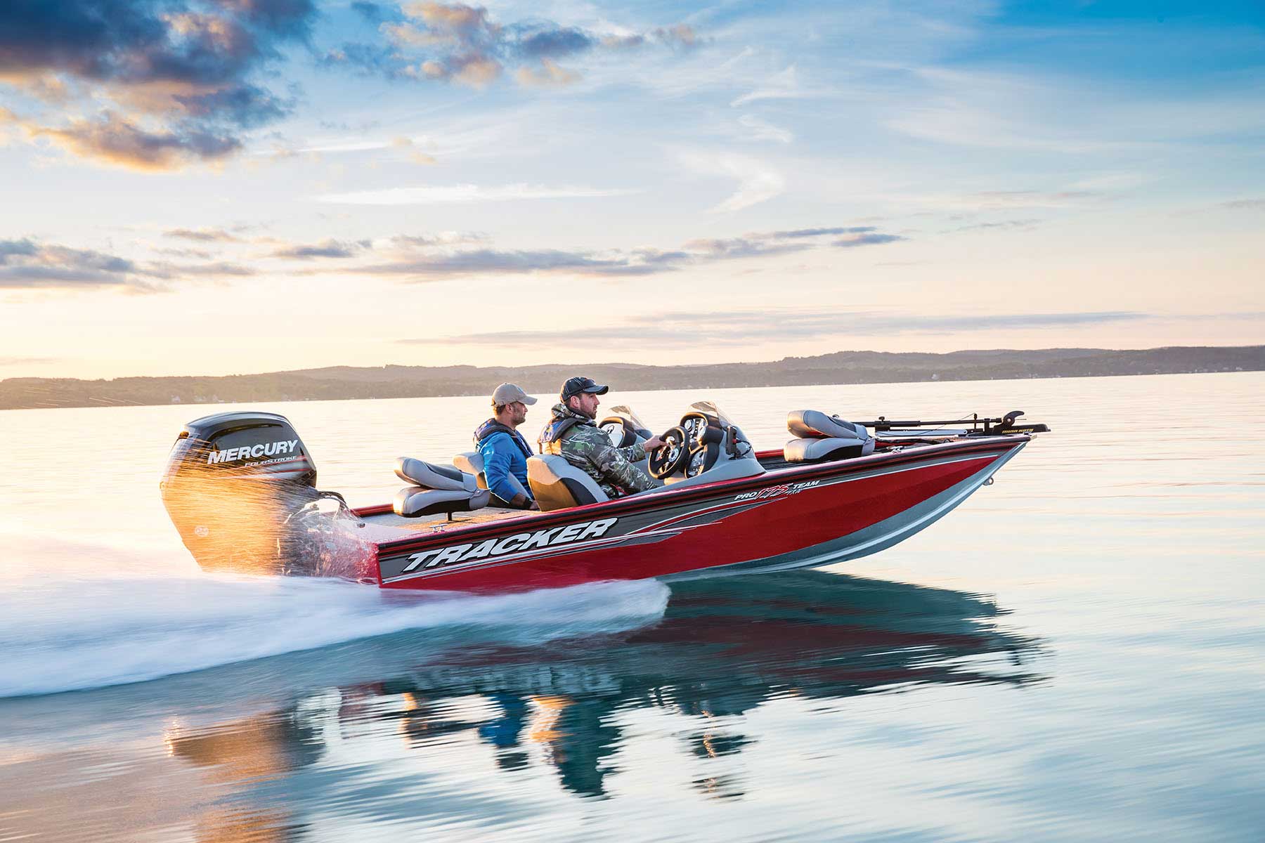 Bass Pro Shops Fishing Boat